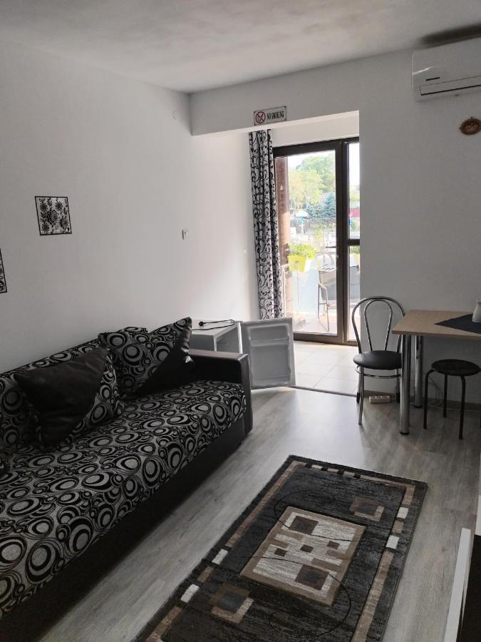 Madalin Apartment Мангалия Екстериор снимка