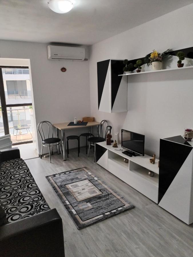 Madalin Apartment Мангалия Екстериор снимка